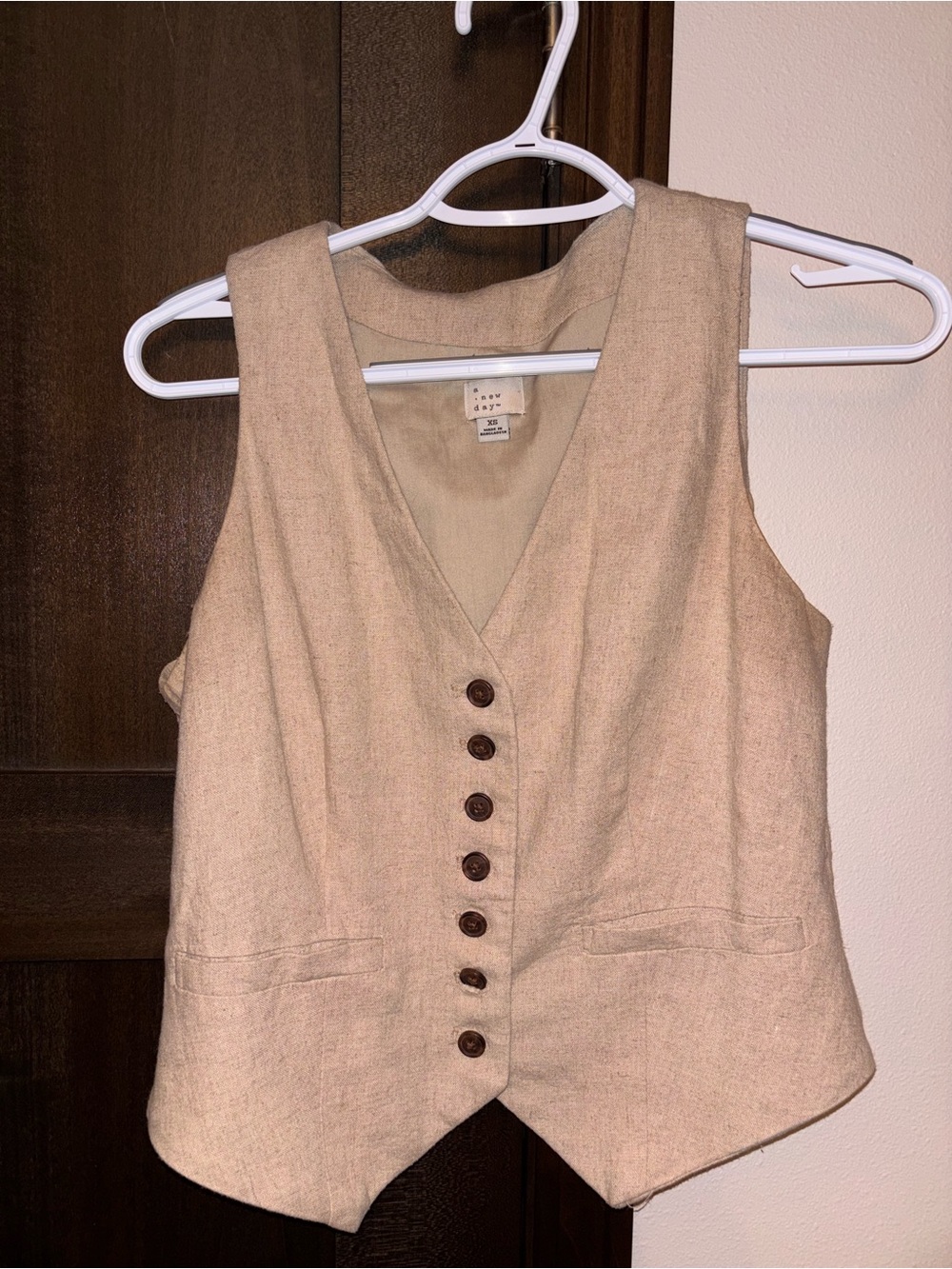 Classic Women's Beige Button-Front Vest linen